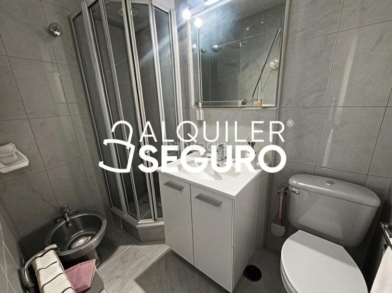 Foto ce6edaff-86a8-4837-a3d5-ee449906c236. Affitto appartamento con riscaldamento in Las Águilas Madrid