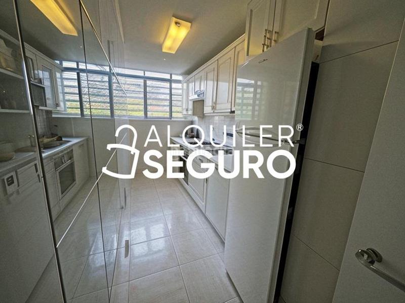 Foto 54876ad3-fde6-4186-85ff-d3913c99ff49. Location appartement avec chauffage dans Las Águilas Madrid