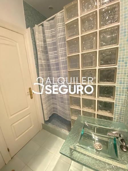 Foto 0c24381a-57e7-49a7-b74b-ac441ab569d3. Location appartement avec chauffage dans Lista Madrid