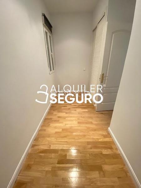Foto 5ed99943-c2df-4480-9e26-329ca9495d1f. Location appartement avec chauffage dans Lista Madrid