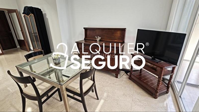 Foto 502f1a17-204c-4bc3-9467-1e286e8280f8. Location appartement dans El Torrejón - El Cerezo Sevilla