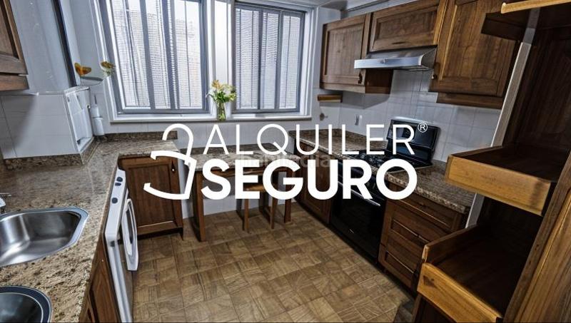 Foto 711c29d6-0da0-439d-a8a8-090059866e53. Location appartement dans El Torrejón - El Cerezo Sevilla