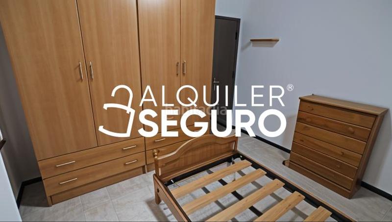 Foto 22176bbd-d6ca-4080-bd8f-eaf826b4d992. Miete etagenwohnung in El Torrejón - El Cerezo Sevilla