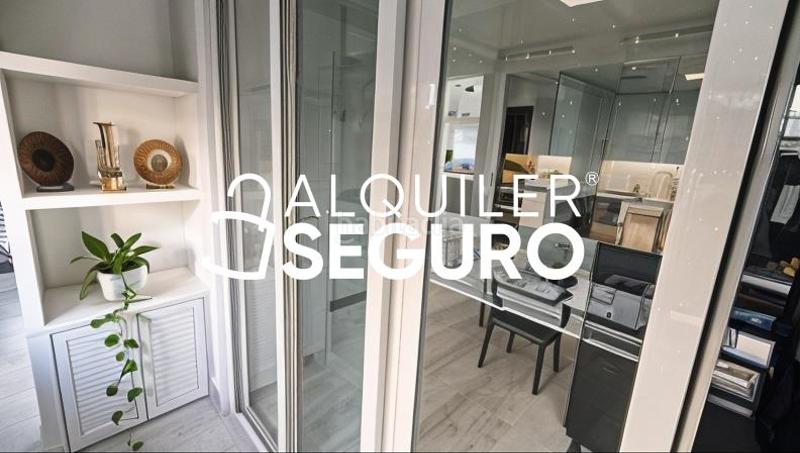 Foto e465673d-2fa3-4fdf-82d4-33834099a34a. Miete etagenwohnung in El Torrejón - El Cerezo Sevilla