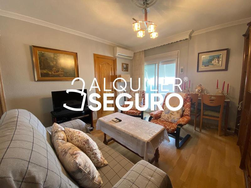 Foto a6a146d0-59c7-4eb0-a32e-8acd55cc522b. Alquiler piso  c campiña en Entrevías Madrid