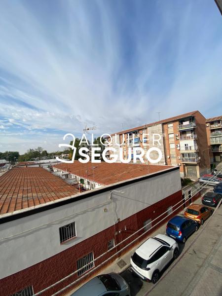 Foto fe03a18d-3b2d-4897-bb59-e227e294ddfb. Alquiler piso  c campiña en Entrevías Madrid