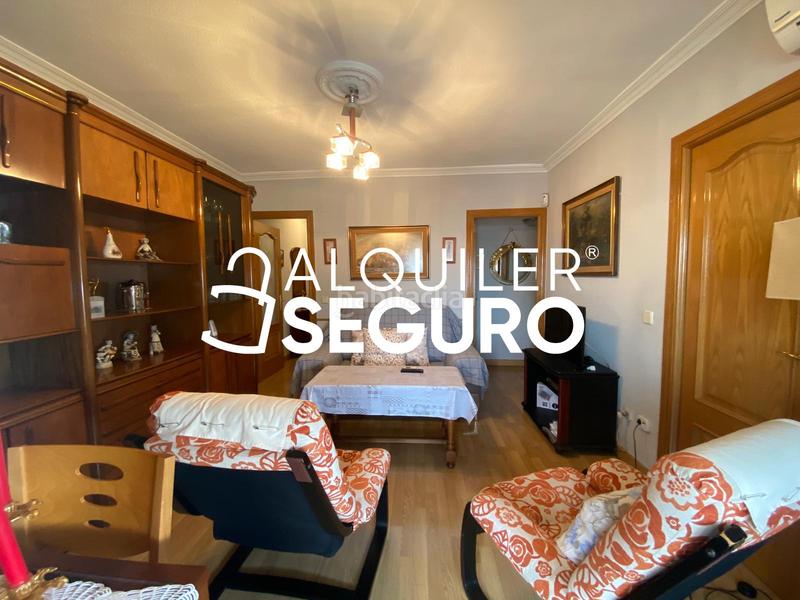 Foto 352dfb49-d5fd-4fe8-8b2c-6a2dbb106b30. Miete etagenwohnung in Entrevías Madrid