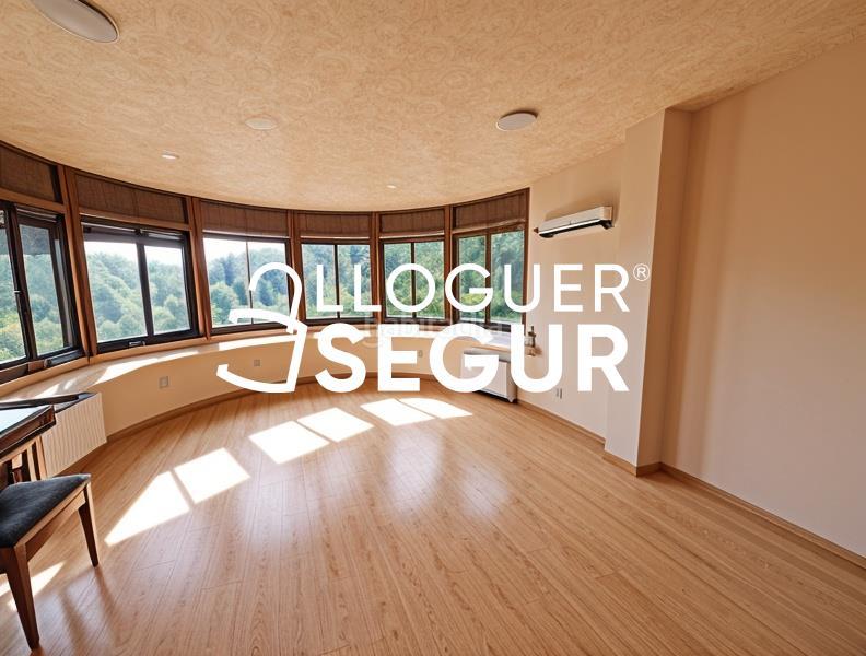 Foto 8cd15d58-5a95-4535-bb1a-d41381e5be26. Miete chalet mit heizung in La Floresta Sant Cugat del Vallès