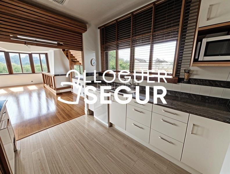 Foto 9f1edbfa-25dd-451a-80cf-d77c4f1823e2. Miete chalet mit heizung in La Floresta Sant Cugat del Vallès