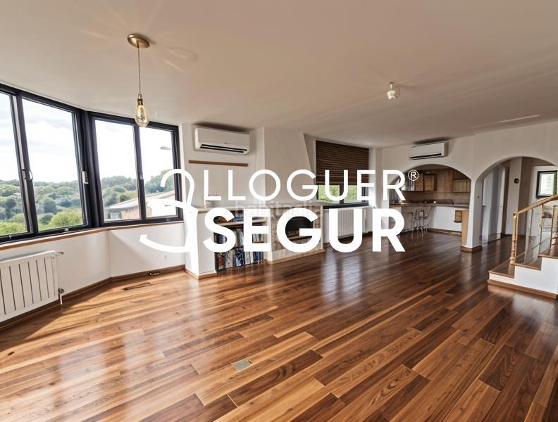 Foto a317a498-7a93-4bd7-8d95-96b6205913e4. Miete chalet mit heizung in La Floresta Sant Cugat del Vallès