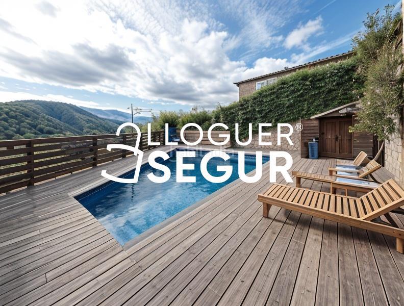 Foto a814584e-dff4-4222-8379-f3d7fe152cfd. Rent chalet with heating in La Floresta Sant Cugat del Vallès