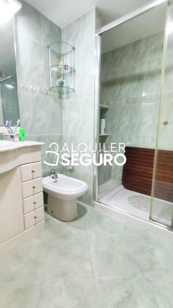 Foto 0ee41a6e-9ec4-4547-a799-1c95540b1f2b. Rent flat with heating in La Constitución-Canaleta Mislata