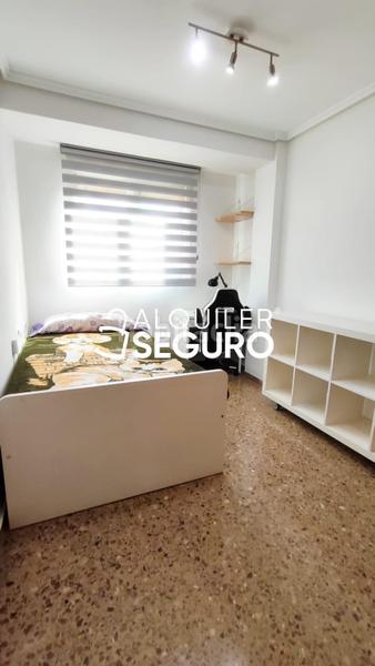 Foto ec07135d-b954-48d0-8d93-c740a212650b. Rent flat with heating in La Constitución-Canaleta Mislata