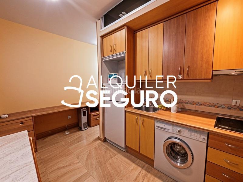 Foto 2506ac93-2cbf-4cbe-bca5-8133a44ab19e. Miete studiowohnung mit heizung in Delicias Madrid