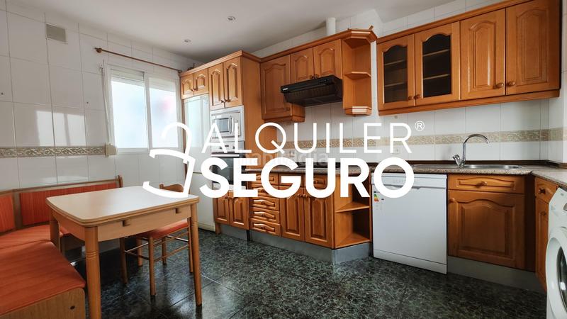 Foto 6112a78d-ea6b-42f4-8ddc-3e759b9a769c. Location appartement avec chauffage dans Hispanoamérica-Bernabéu Madrid