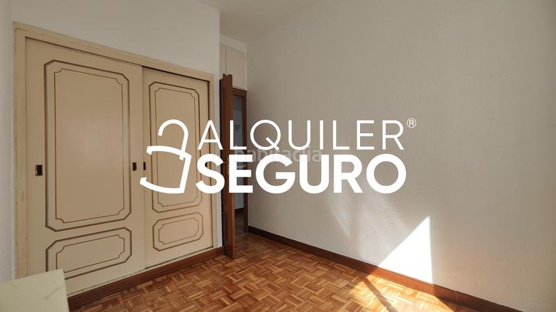 Foto 50aa5c2a-03b6-4d8f-815f-c5472a5131e5. Rent flat with heating in Hispanoamérica-Bernabéu Madrid