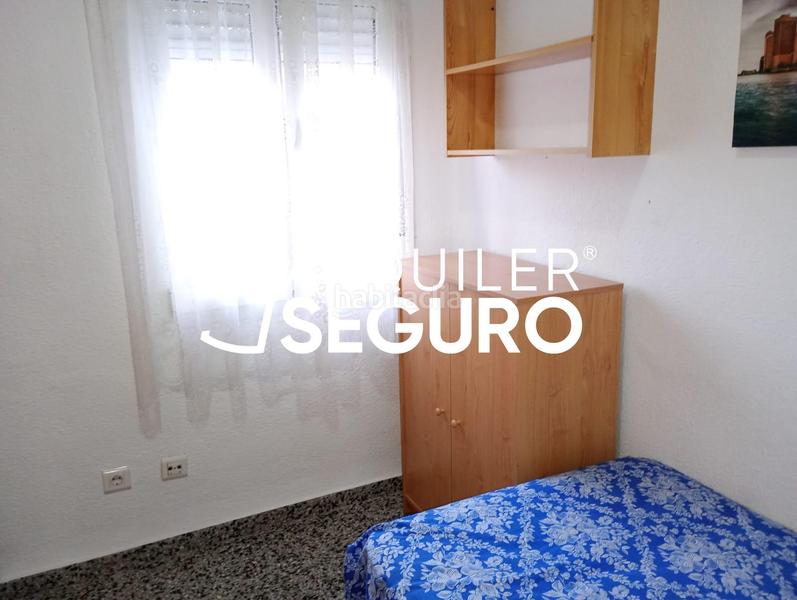 Foto 1687cfd5-3bea-444e-ac85-f0a624dc57c8. Alquiler piso  av. del obispo angel herrera oria en Málaga