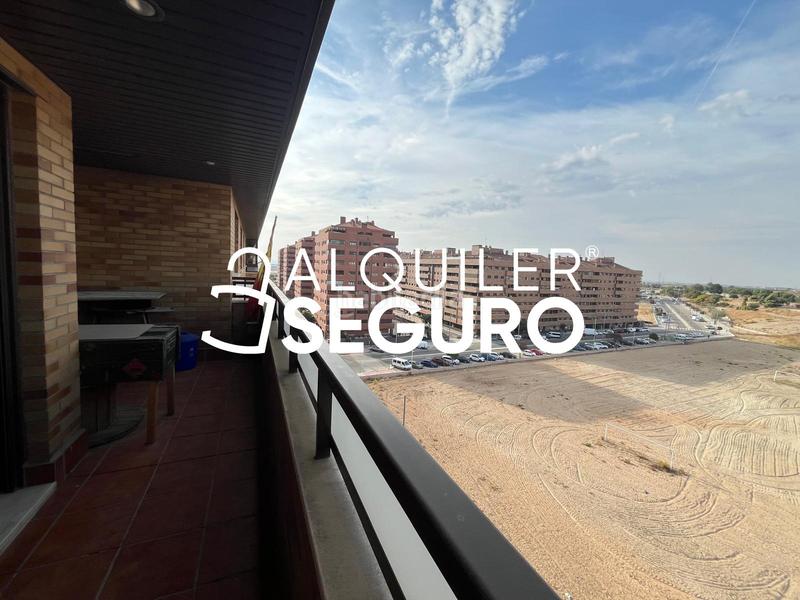 Foto 1d3062ae-9877-4dea-9146-0ecf9540b0b2. Alquiler piso  c el greco en El Quiñón Seseña