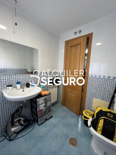 Foto 84739441-f153-411c-bb73-fd1188919b22. Location appartement avec chauffage parking piscine dans Seseña