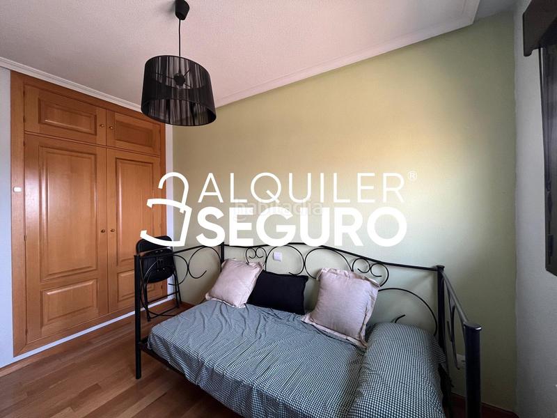 Foto 6ab4d8b6-0d92-43d4-9dcf-e4381baf46a9. Rent flat with heating parking pool in El Quiñón Seseña