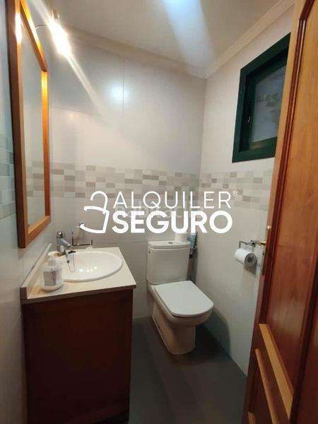 Foto f74d9f40-36b0-42d0-85ed-59b75b80747d. Lloguer pis amb aparcament a Centro ciudad Fuengirola