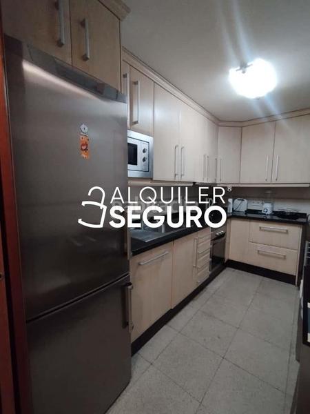 Foto 8b8a6a5d-2f05-4916-a133-53d9cceb5e8f. Location appartement avec parking dans Centro ciudad Fuengirola