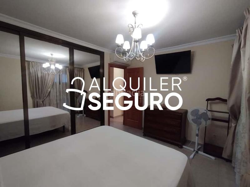 Foto 68320993-3a3c-4116-bc91-c172b637f12c. Rent flat with parking in Centro ciudad Fuengirola