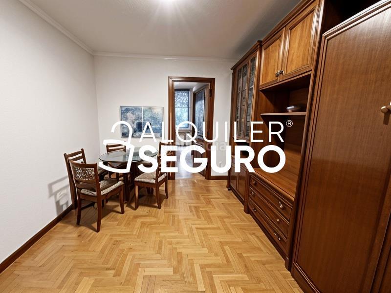 Foto b1924b35-ee29-4233-a480-024869171d41. Miete etagenwohnung mit heizung pool in Entrevías Madrid