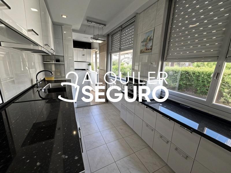 Foto d82f8295-8419-4f8f-aca4-b541ca3a83a0. Miete etagenwohnung mit heizung pool in Entrevías Madrid