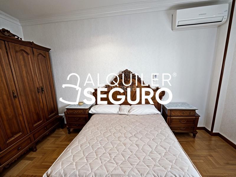 Foto 3eb8fb5a-4b72-4aaf-a08b-7a44471262a5. Rent flat with heating pool in Entrevías Madrid