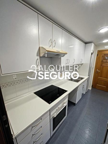 Foto 0d0bffd0-c6e6-4824-9f3b-e7e0670011c2. Location appartement avec chauffage parking dans Humanes de Madrid