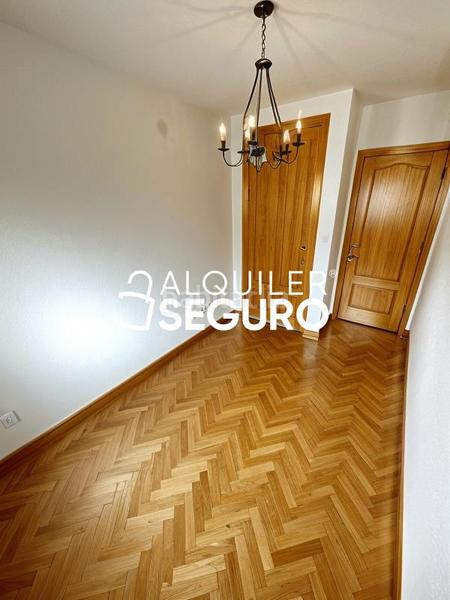 Foto 1c3df3d7-7e56-4141-9c31-97a2d7fb8b89. Location appartement avec chauffage parking dans Humanes de Madrid