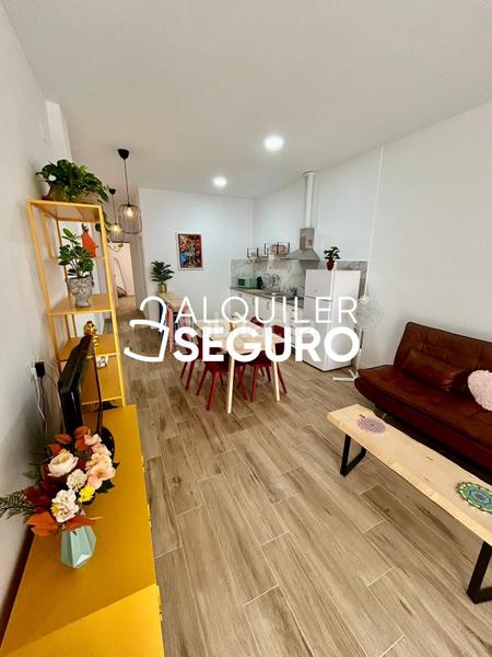 Foto 81d27f24-5213-4921-8c7f-b36b0ff7acc0. Miete etagenwohnung in Los Guindos - Parque Mediterráneo - Santa Paula Málaga