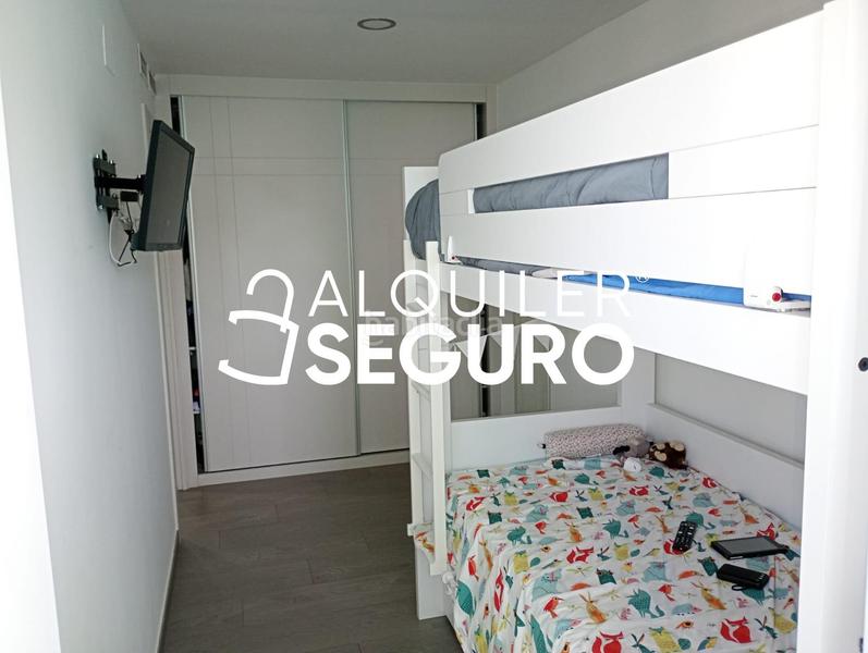 Foto ea1c0149-8e2b-4398-b6c4-680861c5ca74. Rent flat with parking in Conde de Ureña Málaga