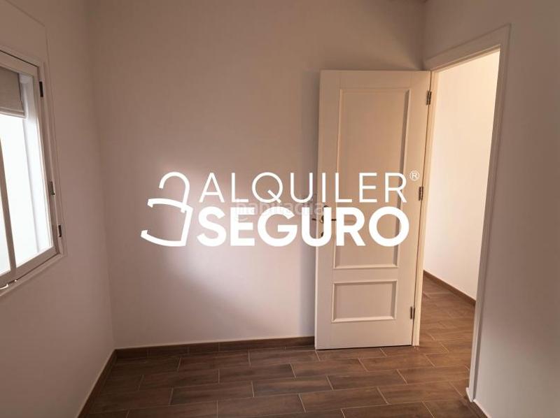 Foto 11302387-cbcd-4ccb-b1ea-698361155b4a. Alquiler piso  c virgen de montserrat en Centro - Doña Mercedes Dos Hermanas