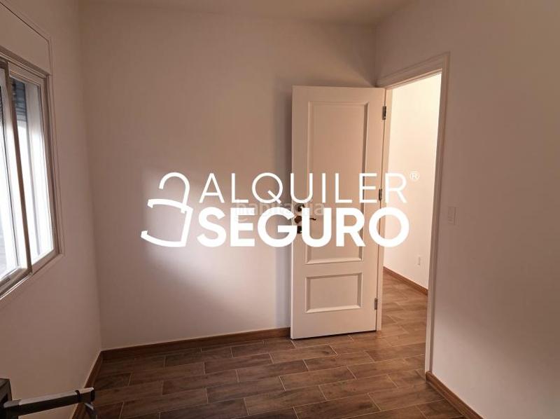 Foto c660a154-dbcb-4c4e-8be5-84bbc201bc06. Alquiler piso  c virgen de montserrat en Centro - Doña Mercedes Dos Hermanas