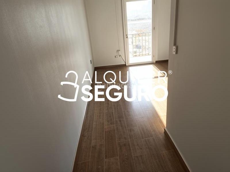 Foto 26c752f8-9e16-4fd9-bce7-9de3436015f8. Lloguer pis a Centro - Doña Mercedes Dos Hermanas