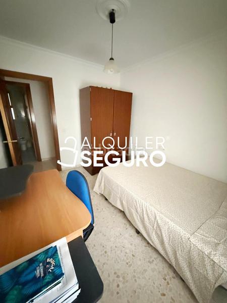 Foto e847caad-0922-475e-bc48-10167f17d190. Rent flat with pool in Chapín - Campus Universitario - Navinco Jerez de la Frontera