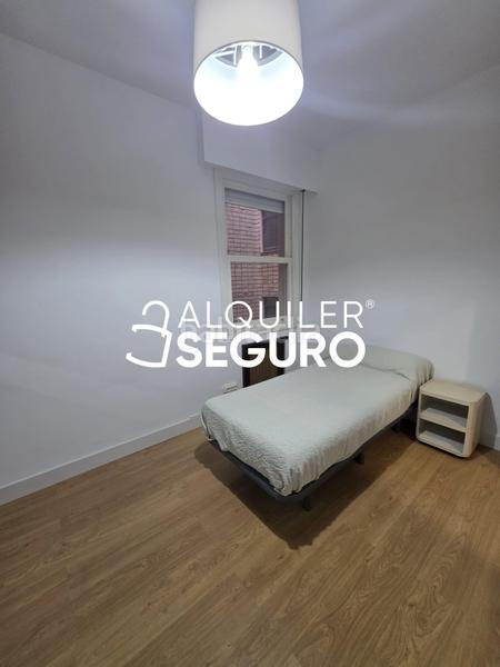 Foto 8e6c3935-a58b-4522-83e3-e1dc4e532e3c. Alquiler piso  c santutxu en Santutxu-Basarrate Bilbao