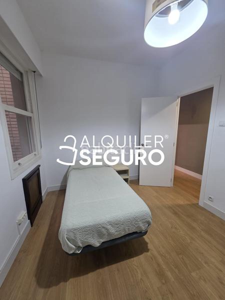 Foto 32e9529f-ef14-4812-8beb-68c5ebdc4899. Miete etagenwohnung mit heizung in Santutxu-Basarrate Bilbao