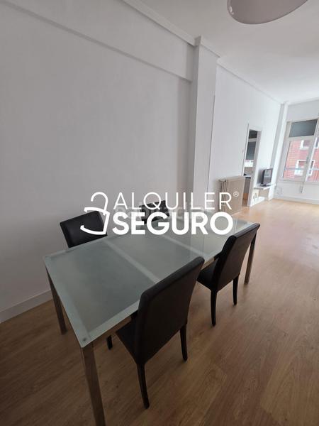 Foto 01477b56-5656-47b9-8b1a-8595f92f9f79. Rent flat with heating in Santutxu-Basarrate Bilbao