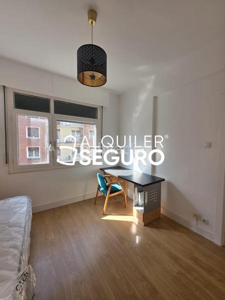 Foto b4237f05-62b3-4eed-8071-072cafca3dbd. Rent flat with heating in Santutxu-Basarrate Bilbao