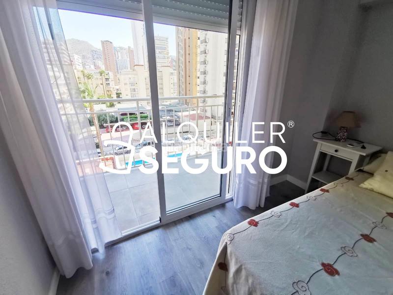 Foto 101650ba-f170-454a-b718-8fa571da1a97. Alquiler piso  av. de almeria en Playa Levante Benidorm