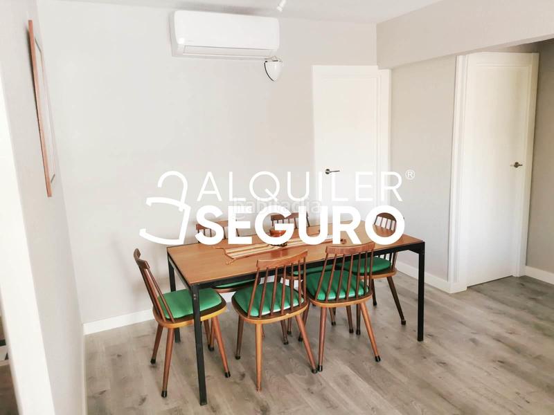 Foto 85b35c5b-9e4a-4efc-aef8-fb3c9ed63729. Rent flat with heating parking in Playa Levante Benidorm