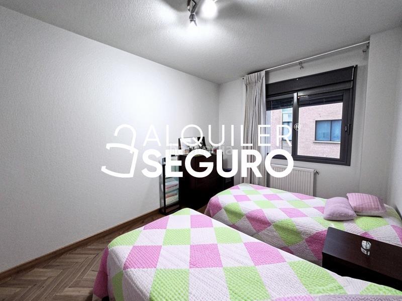 Foto a233dac2-9ee7-4180-9154-d2d98a4f39dc. Miete etagenwohnung mit heizung parking pool in Montecarmelo Madrid