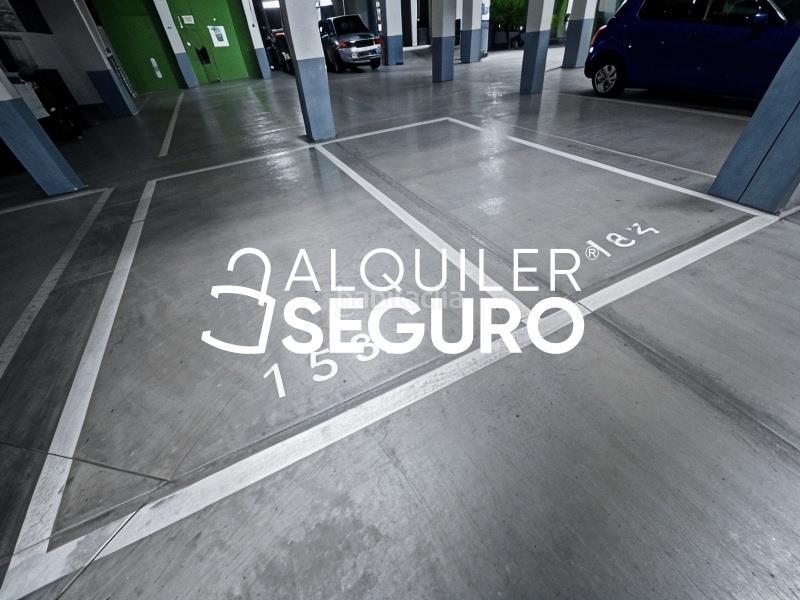 Foto 16f5496a-a803-4ffa-b058-0e8667a685b0. Rent flat with heating parking pool in Montecarmelo Madrid