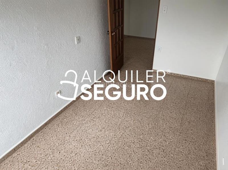 Foto cf8206d9-fb16-4967-a4c6-cc899c38ec02. Miete etagenwohnung in Bellavista Sevilla