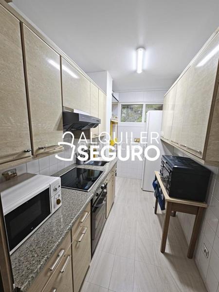 Foto a288cac3-68f9-43a0-810c-76281d0e290b. Location appartement avec chauffage dans Reyes Católicos Alcalá de Henares