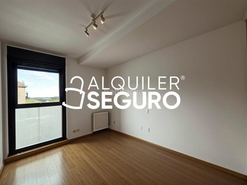 Foto 896e3cbe-0a66-476c-86d8-6bfa122e9001. Alquiler piso  c elena fortun las rozas de madrid en Rozas de Madrid (Las)