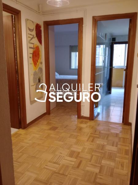Foto 0c6e02c8-b4af-4461-b36e-0a57b7686bf0. Alquiler piso  c de josé maría de pereda en Ventas Madrid